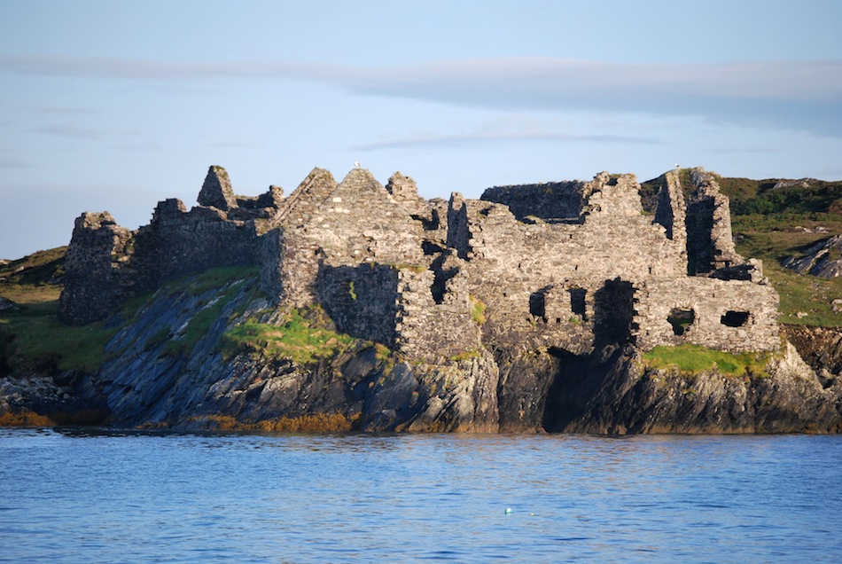 Ruins on Inishbofin 
