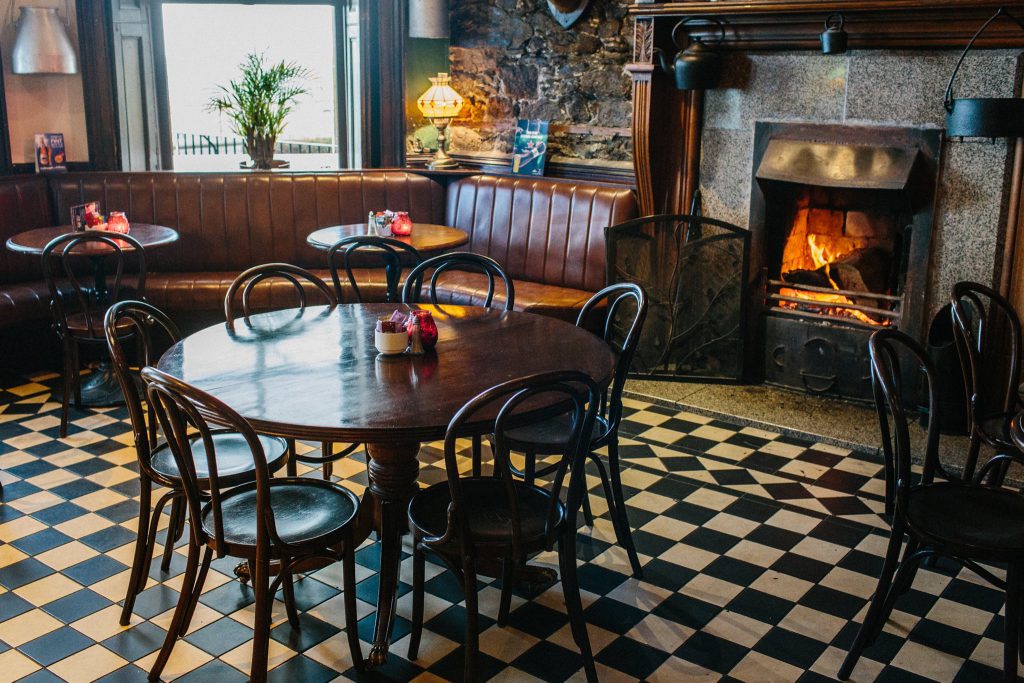  8 of the Best Post Hike Pubs