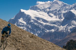 World's longest mtb descent Annapurna-Circuit-Mountain-Bike-Tour-2