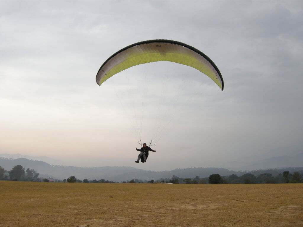 Landing Out - paragliding in Bir
