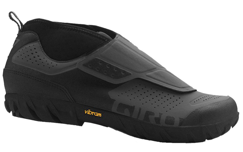 mountain biking shoes