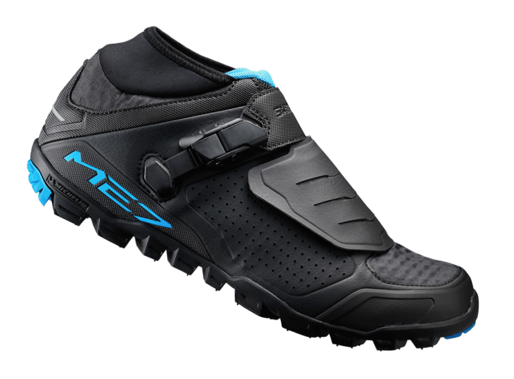 mountain biking shoes